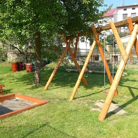 Apartman Pod Kostelem Apartamento